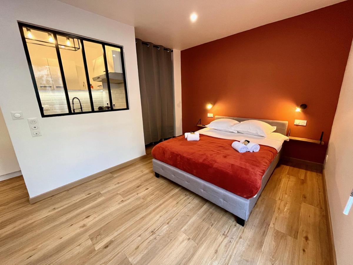 Studio Avec Grande Terrasse Et Parking Privatifs Caen Bagian luar foto